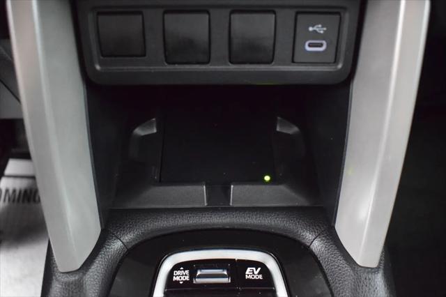 2024 Toyota Corolla Cross Hybrid SE