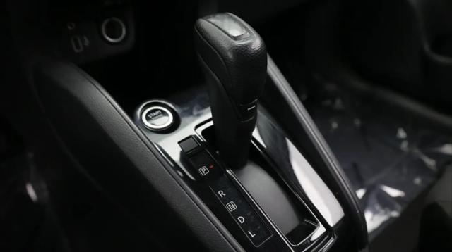 2021 Nissan Versa S Xtronic CVT