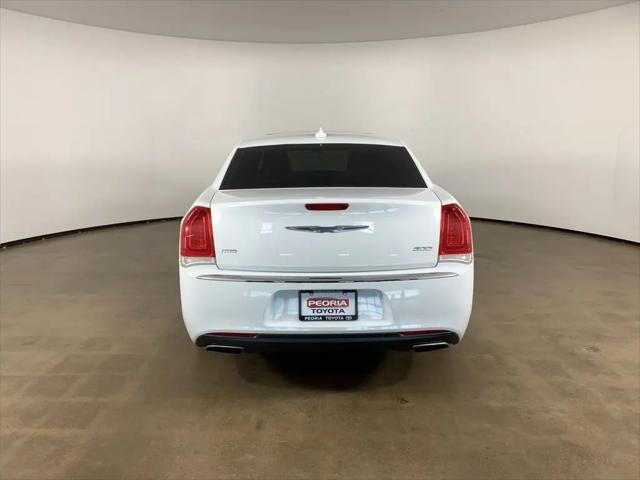2018 Chrysler 300 Limited AWD