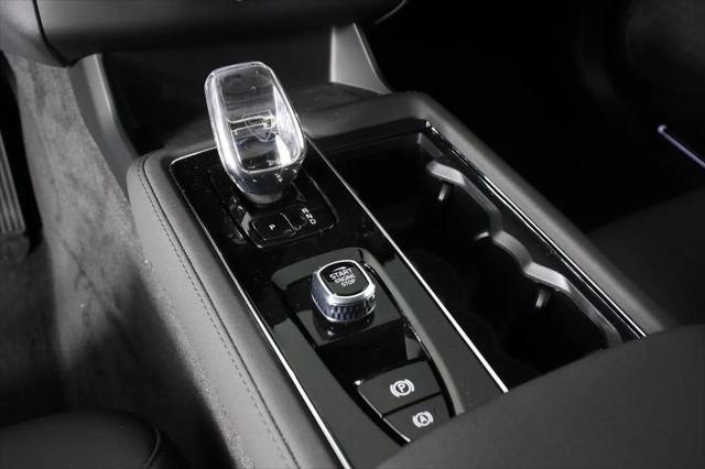 2026 Volvo XC90 Plug-In Hybrid Plus, T8 AWD, Electric/Gasoline, Bright, 6 Seats