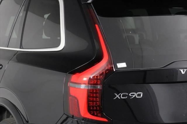 2026 Volvo XC90 Plug-In Hybrid Plus, T8 AWD, Electric/Gasoline, Bright, 6 Seats