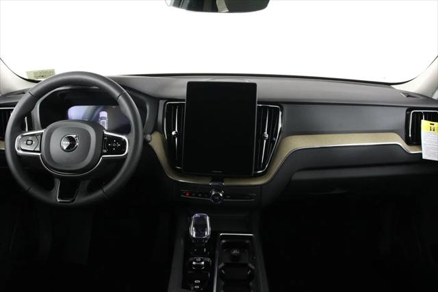 2026 Volvo XC60 B5 Core