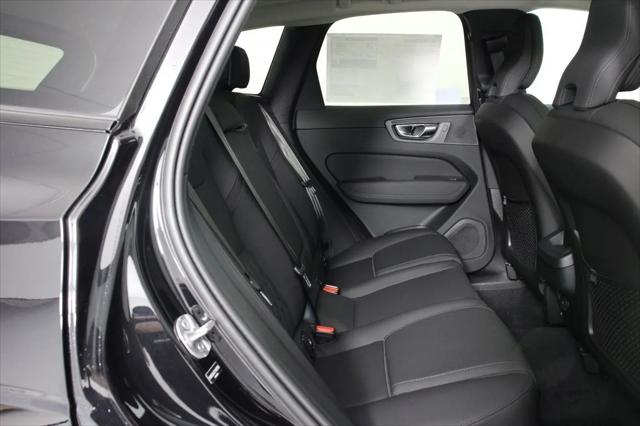 2026 Volvo XC60 B5 Core