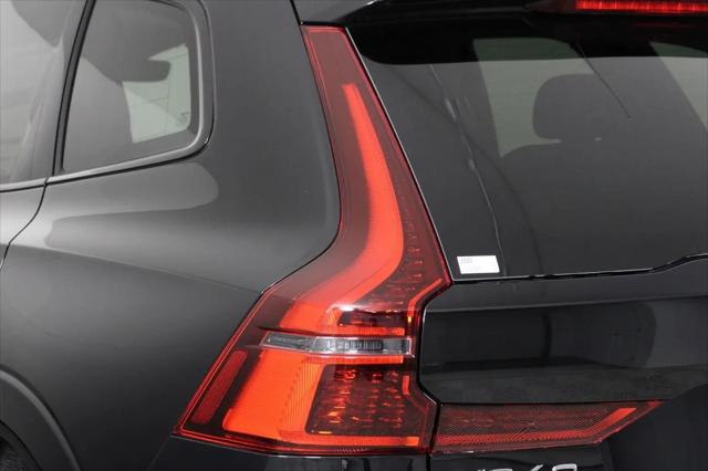 2026 Volvo XC60 B5 Core