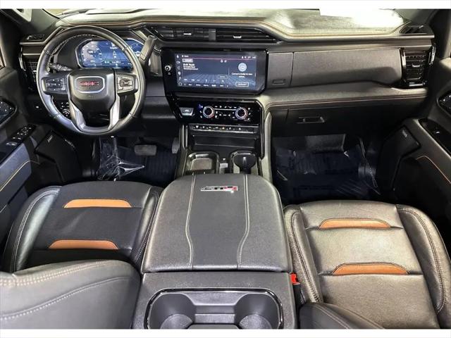 2025 GMC Sierra 2500HD 4WD Crew Cab Standard Bed AT4