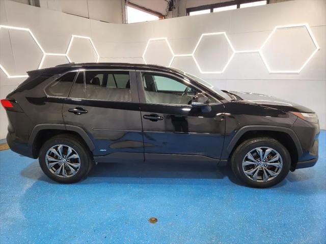 2022 Toyota RAV4 Hybrid XLE Premium
