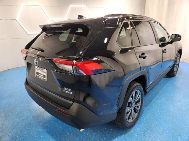 2022 Toyota RAV4 Hybrid XLE Premium
