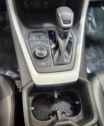 2022 Toyota RAV4 Hybrid XLE Premium
