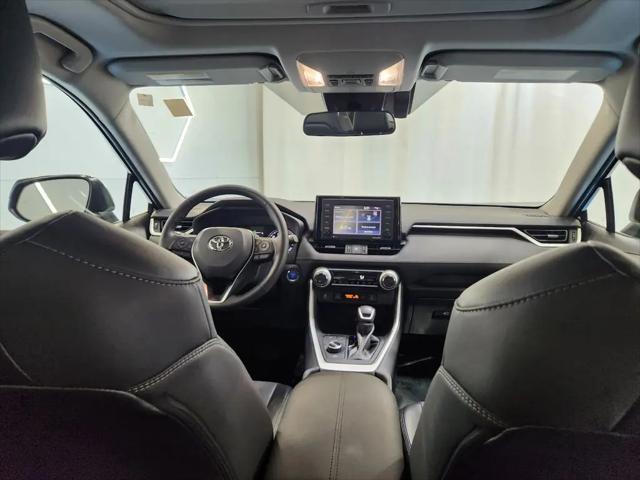 2022 Toyota RAV4 Hybrid XLE Premium