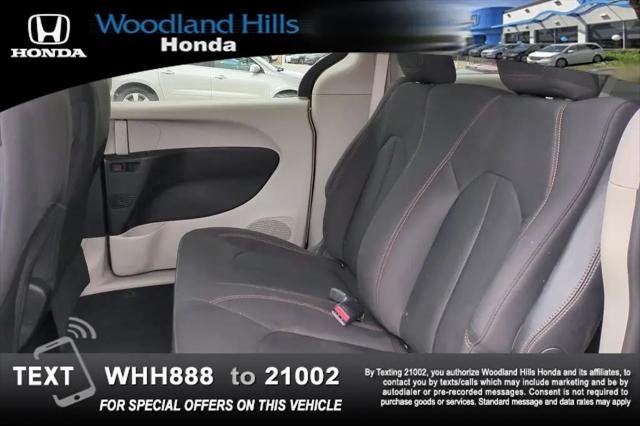 2018 Chrysler Pacifica L