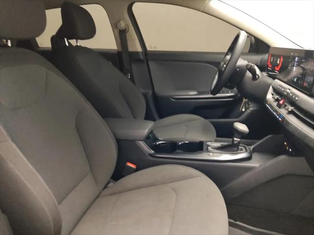 2025 Kia K4 LX