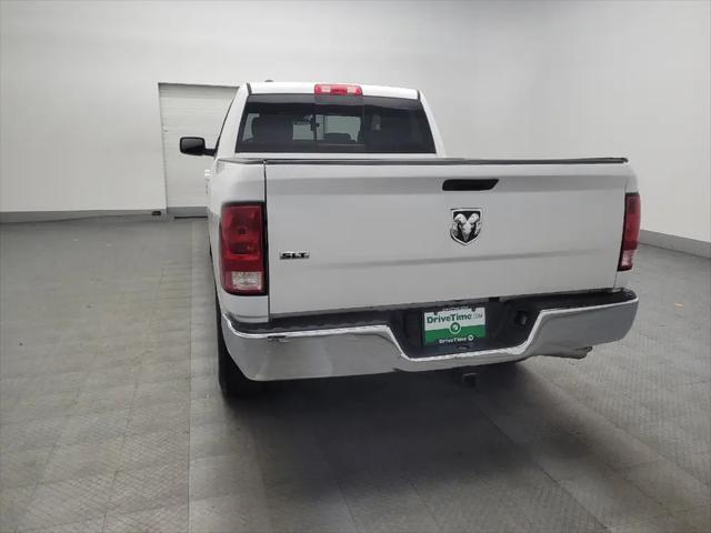 2019 Ram 1500 Classic SLT Crew Cab 4x2 6'4" Box