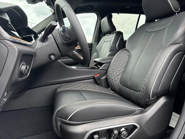 2026 Jeep Grand Cherokee Summit 4x4