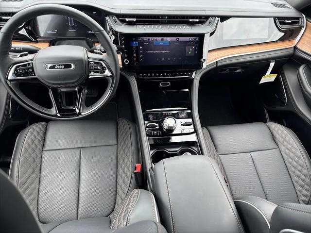 2026 Jeep Grand Cherokee Summit 4x4