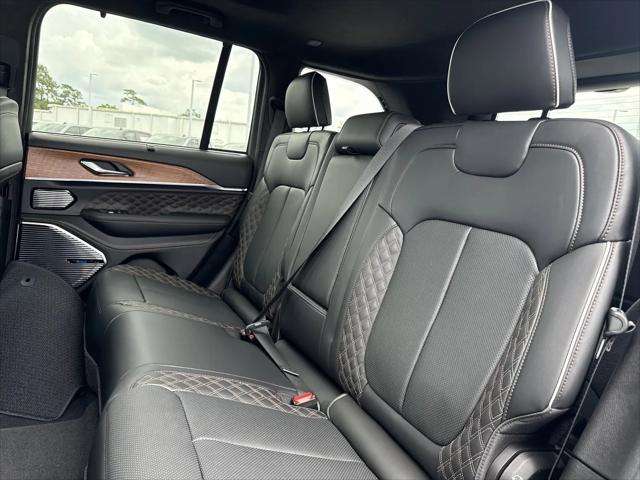 2026 Jeep Grand Cherokee Summit 4x4
