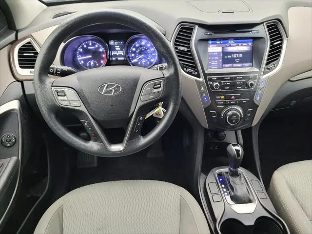 2018 Hyundai Santa Fe SE
