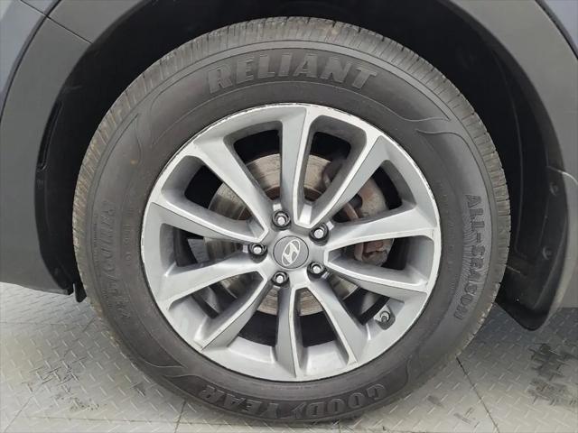 2018 Hyundai Santa Fe SE