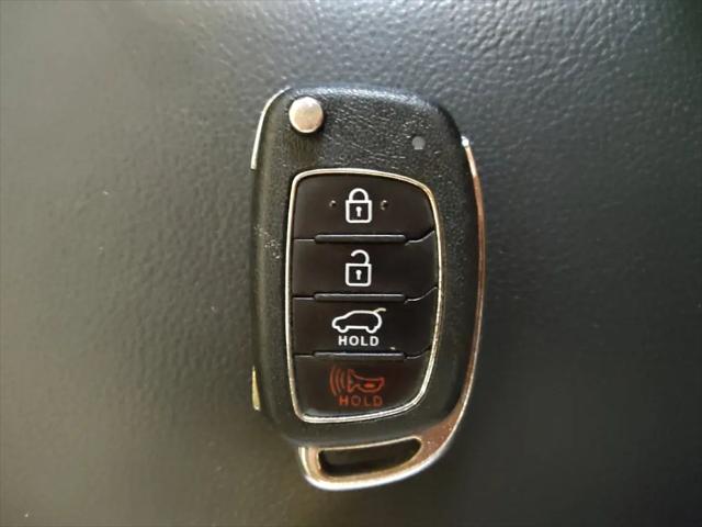 2018 Hyundai Santa Fe SE
