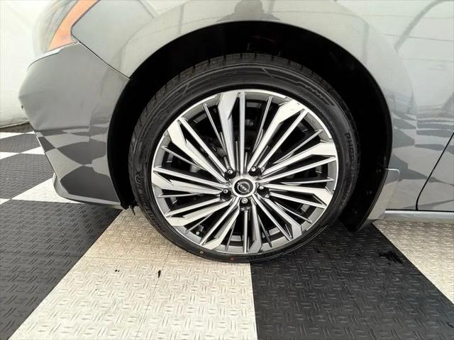 2023 Nissan Altima SL FWD