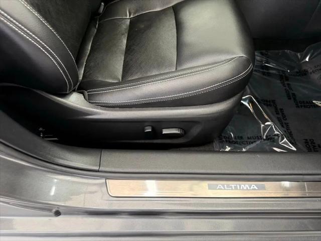 2023 Nissan Altima SL FWD
