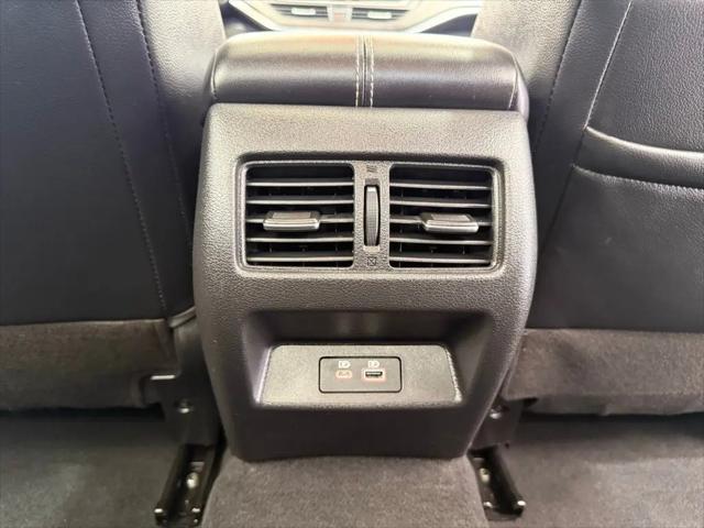 2023 Nissan Altima SL FWD