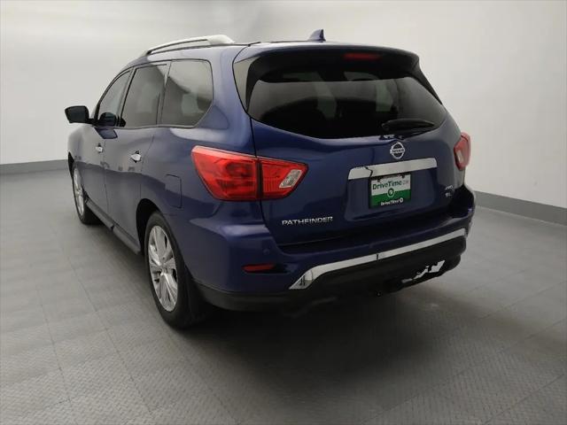 2019 Nissan Pathfinder SL
