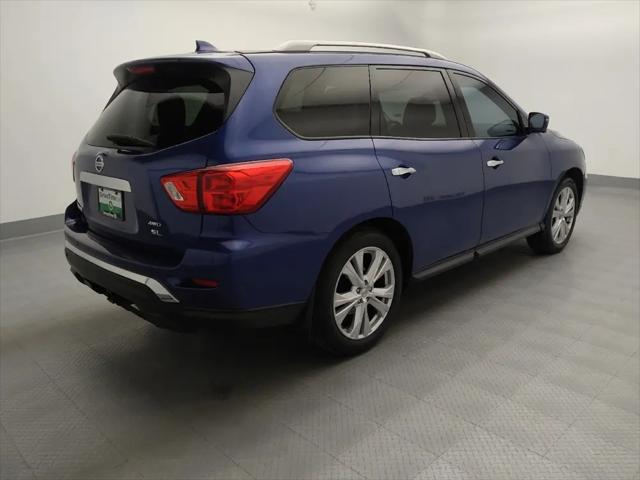 2019 Nissan Pathfinder SL