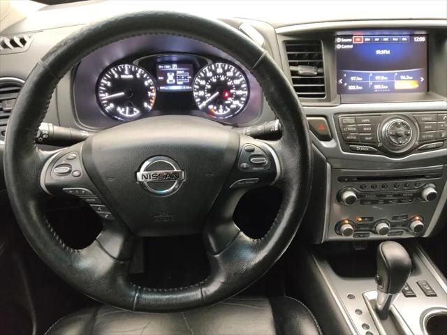 2019 Nissan Pathfinder SL