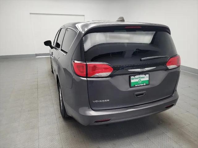 2023 Chrysler Voyager LX