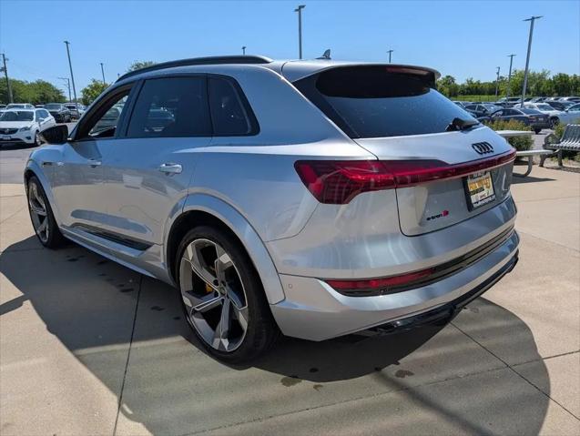2023 Audi e-tron Prestige quattro