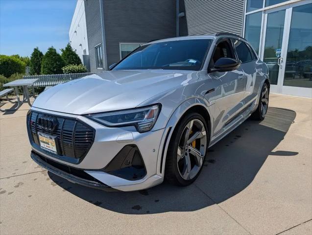 2023 Audi e-tron Prestige quattro