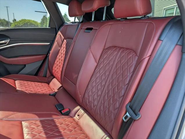 2023 Audi e-tron Prestige quattro