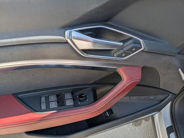 2023 Audi e-tron Prestige quattro