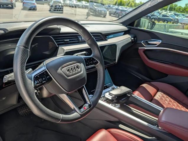 2023 Audi e-tron Prestige quattro