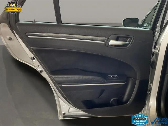 2019 Chrysler 300 Touring