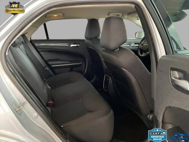 2019 Chrysler 300 Touring