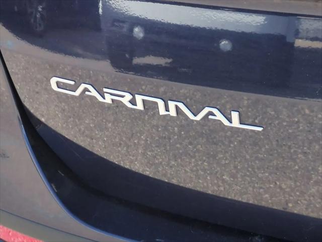2023 Kia Carnival MPV LX Seat Package