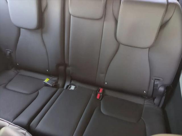 2023 Kia Carnival MPV LX Seat Package