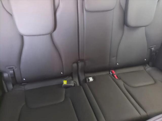 2023 Kia Carnival MPV LX Seat Package