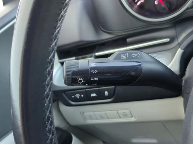 2023 Kia Carnival MPV LX Seat Package