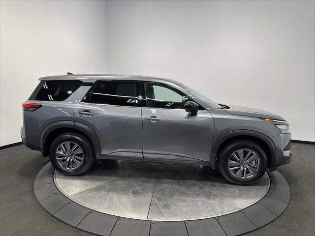 2025 Nissan Pathfinder S 4WD