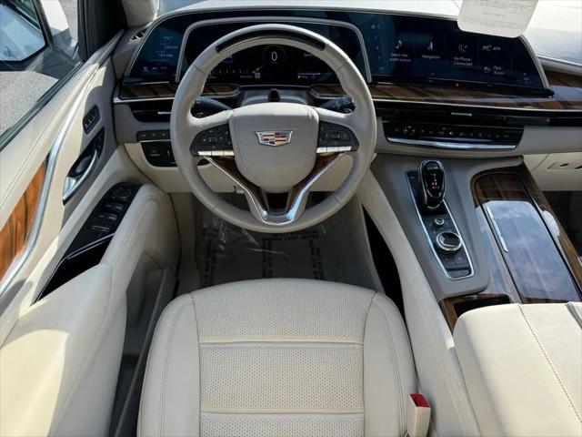 2024 Cadillac Escalade 4WD Sport Platinum