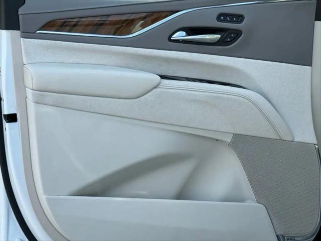 2024 Cadillac Escalade 4WD Sport Platinum
