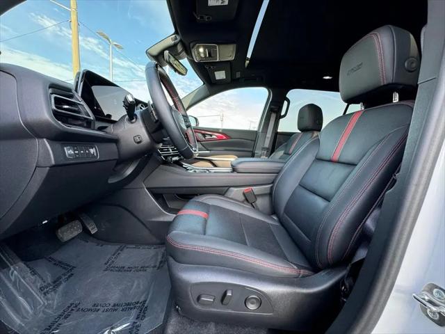 2024 Chevrolet Traverse AWD RS