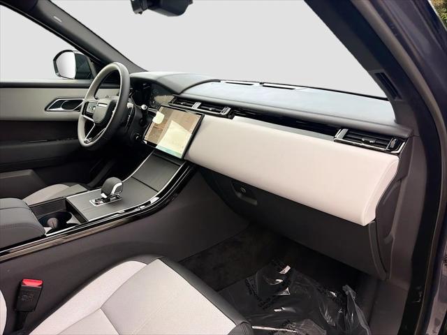 2026 Land Rover Range Rover Velar P250 Dynamic SE