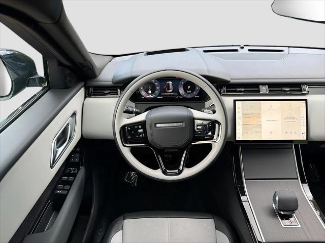 2026 Land Rover Range Rover Velar P250 Dynamic SE