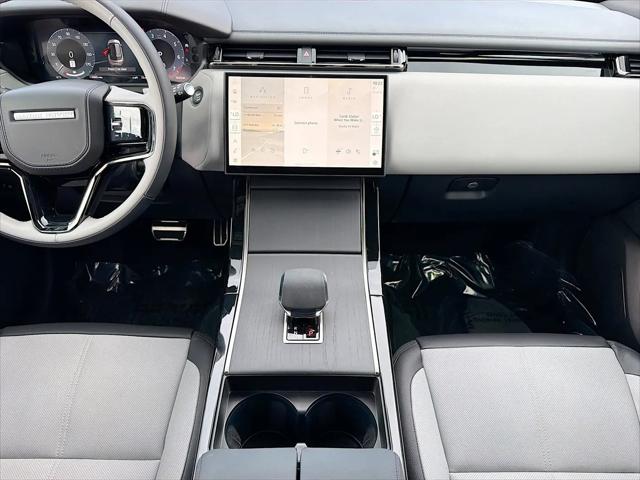 2026 Land Rover Range Rover Velar P250 Dynamic SE