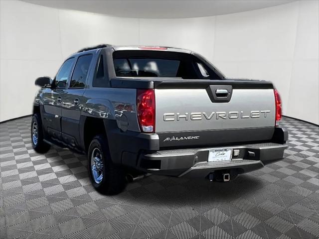 2003 Chevrolet Avalanche Base