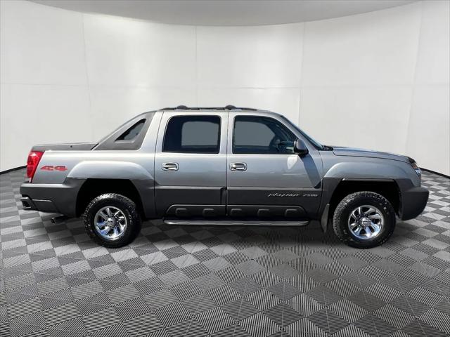 2003 Chevrolet Avalanche Base
