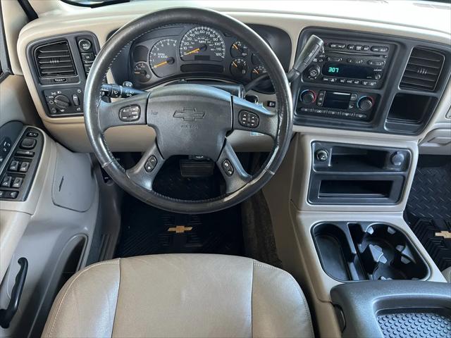 2003 Chevrolet Avalanche Base